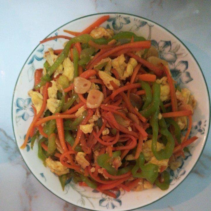 胡萝卜炒鸡蛋