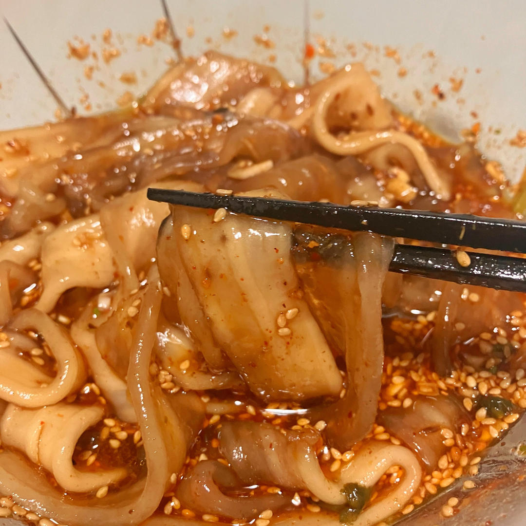 比麻将宽粉还好吃的麻辣宽粉