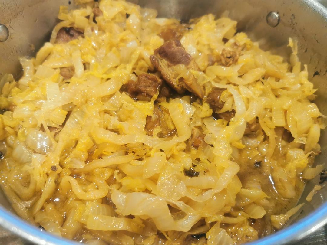 巨简单的酸菜炖排骨