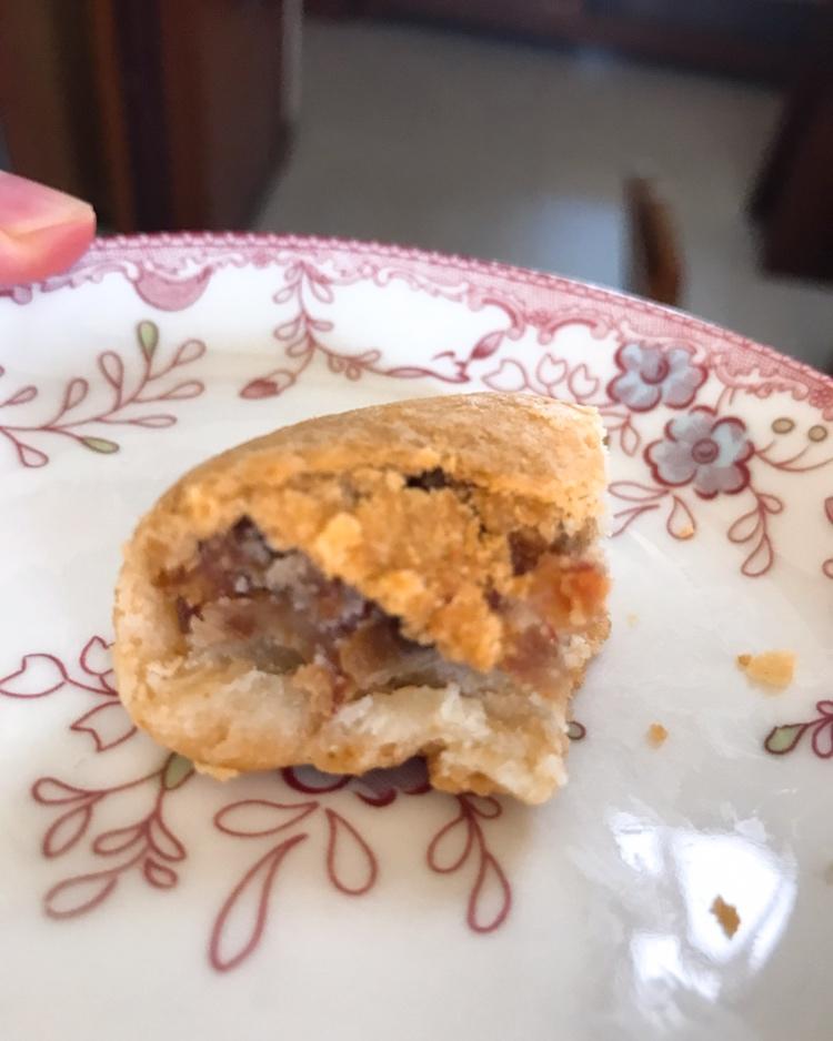 一吃就爱上的云腿月饼