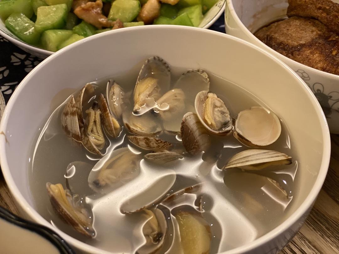 我不会做饭呵呵哒做的鲜味蛤蜊汤