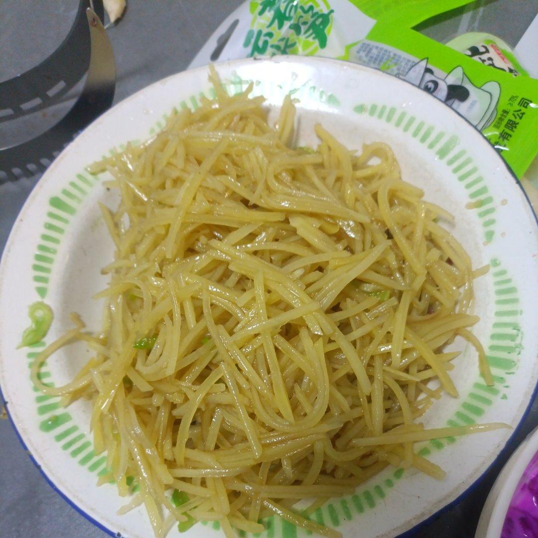 炝拌土豆丝