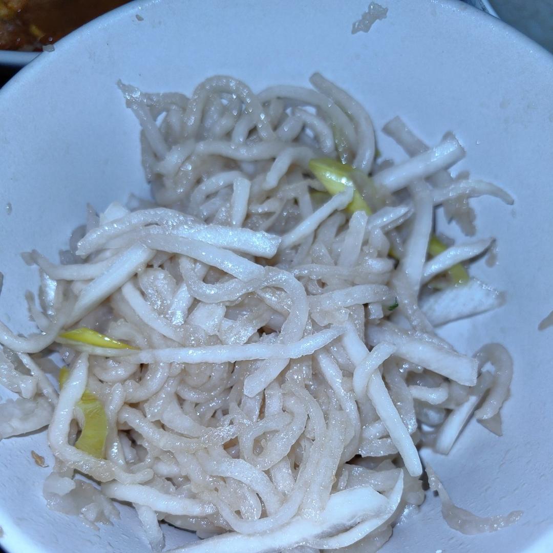 凉拌白萝卜丝