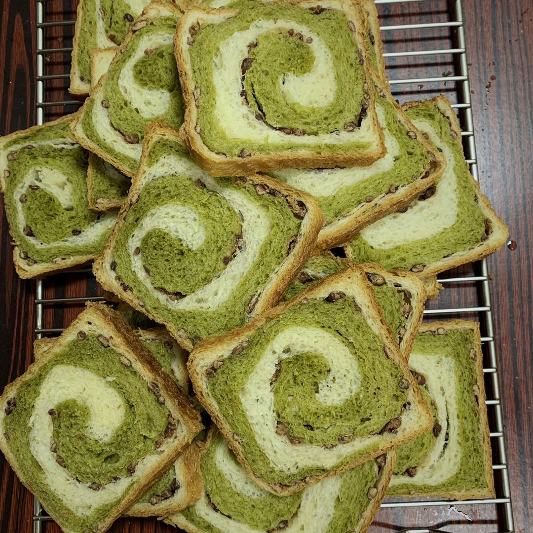 抹茶蜜豆吐司