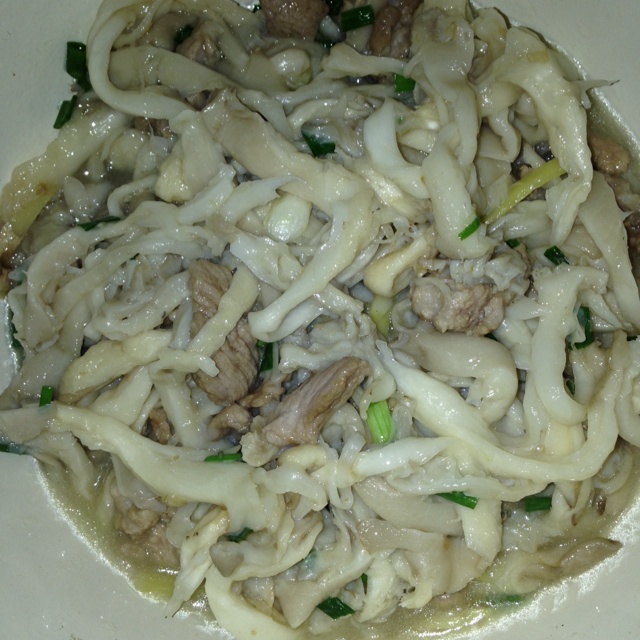 蘑菇炒肉丝