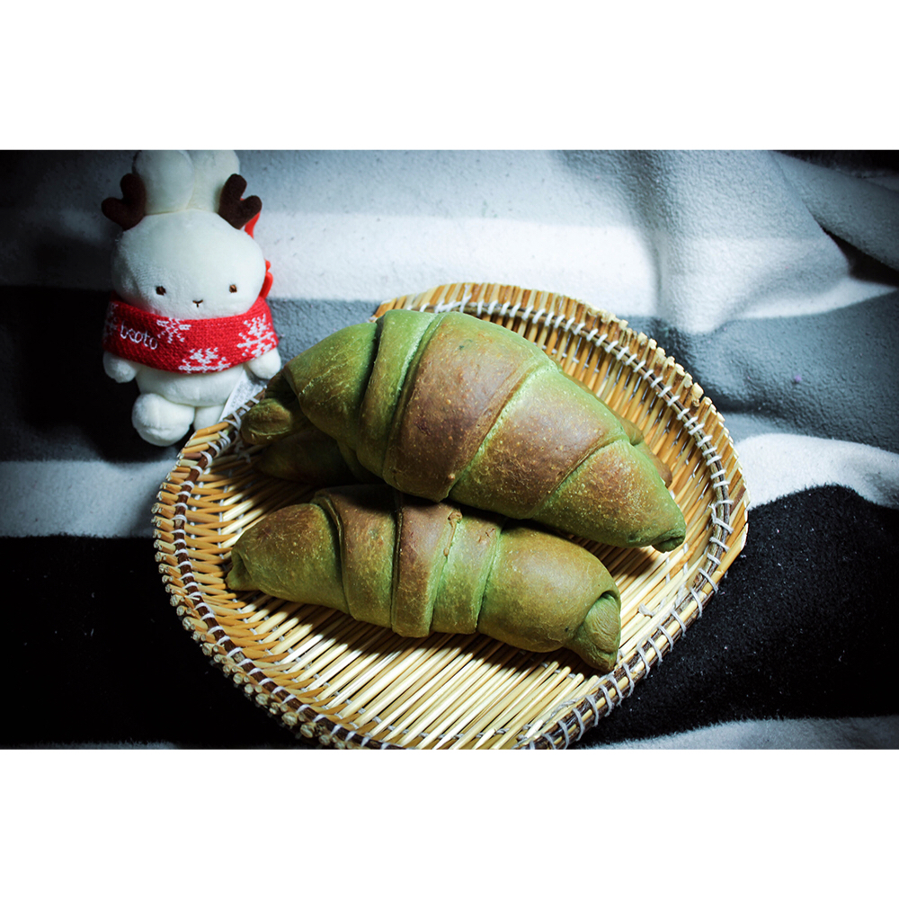 抹茶蜜豆牛角包