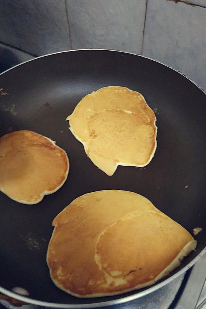 超级简单pancake【无黄油健康版】