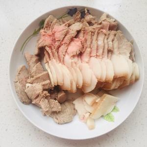 川味回锅肉的做法 步骤1