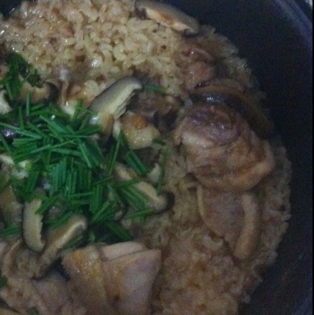 鲜菇鸡腿焗饭