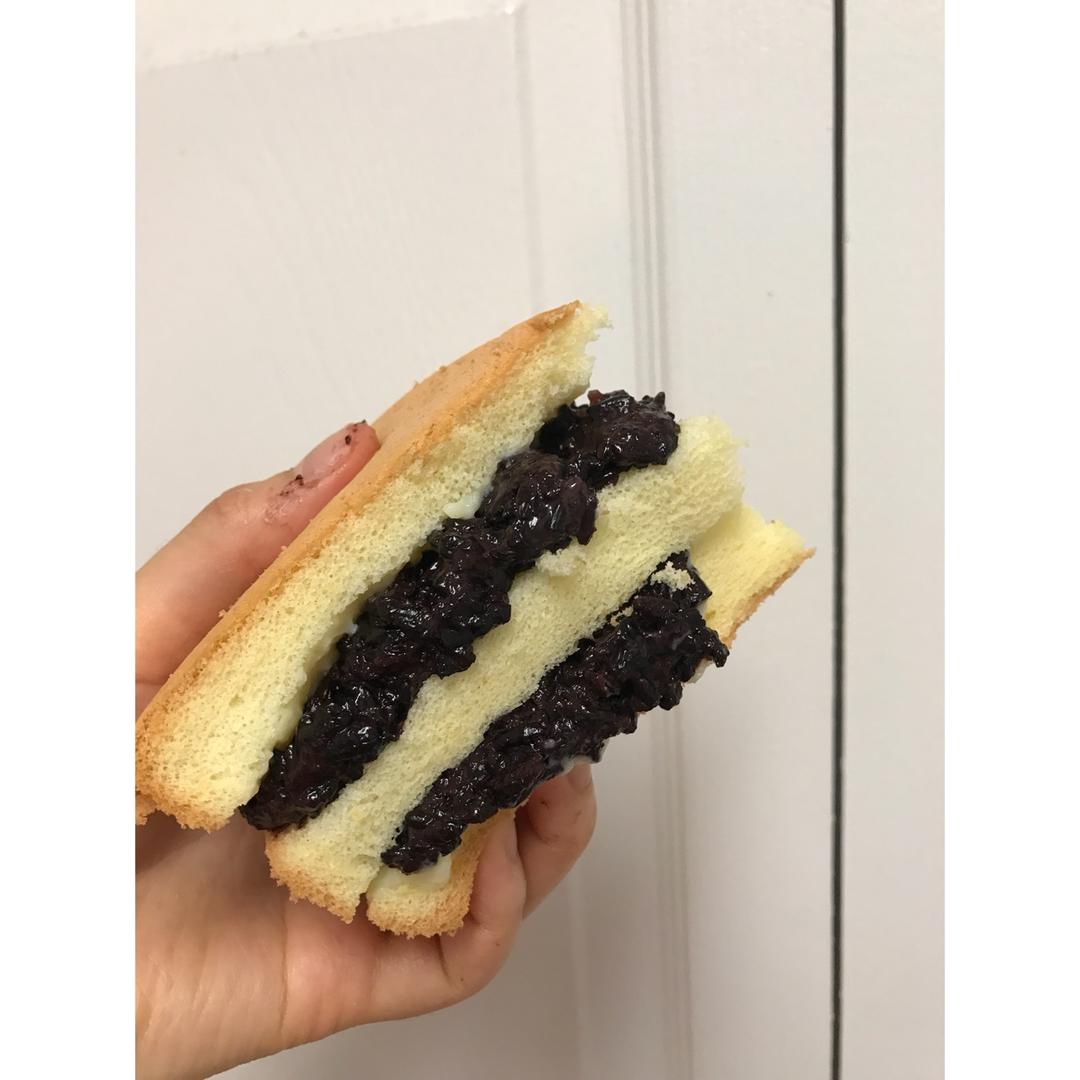 紫米卡仕达酱蛋糕