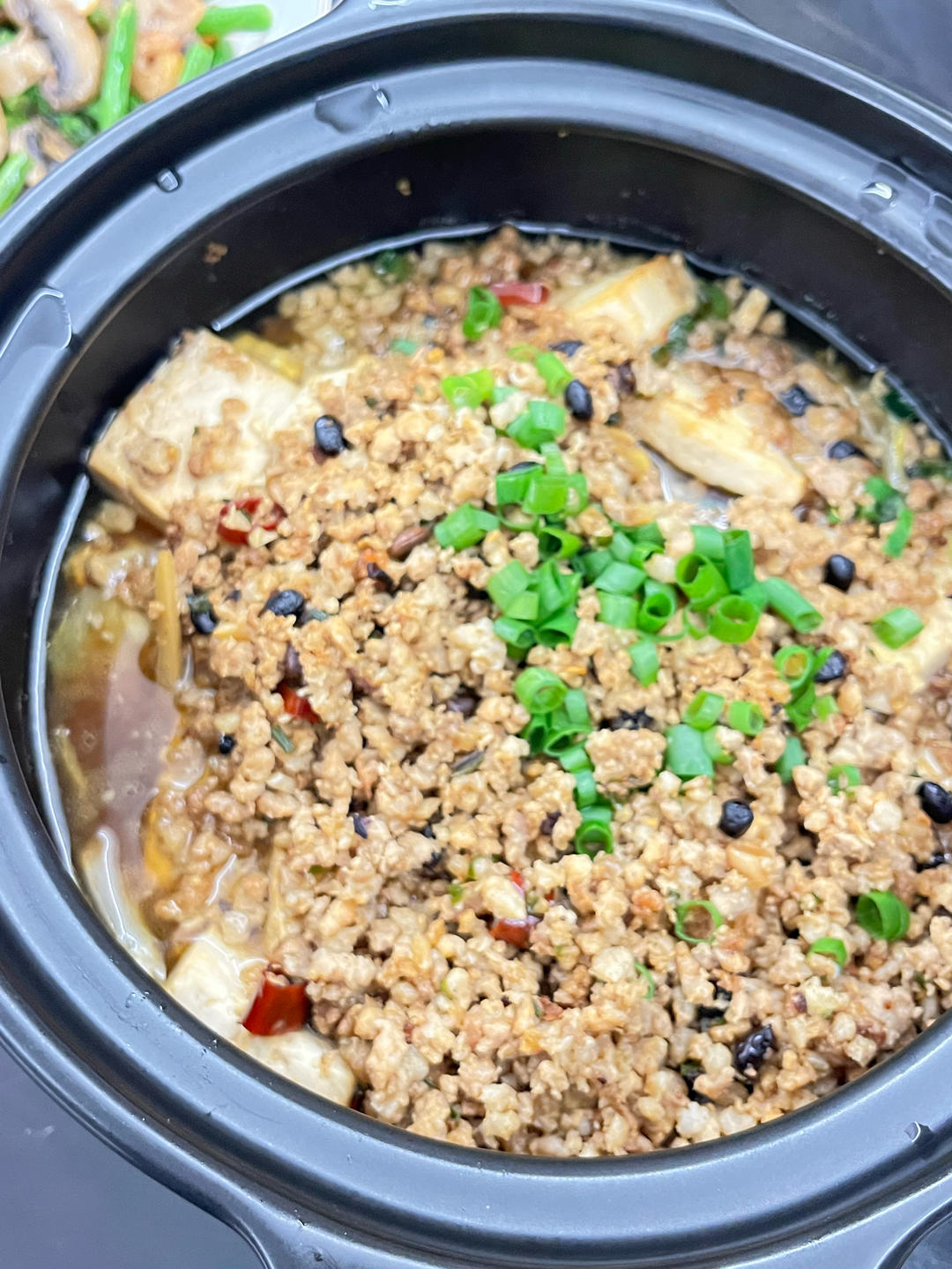 砂锅肉末豆腐煲