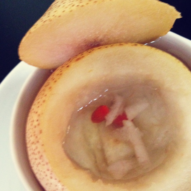 止咳润肺的小甜品—冰糖蒸梨