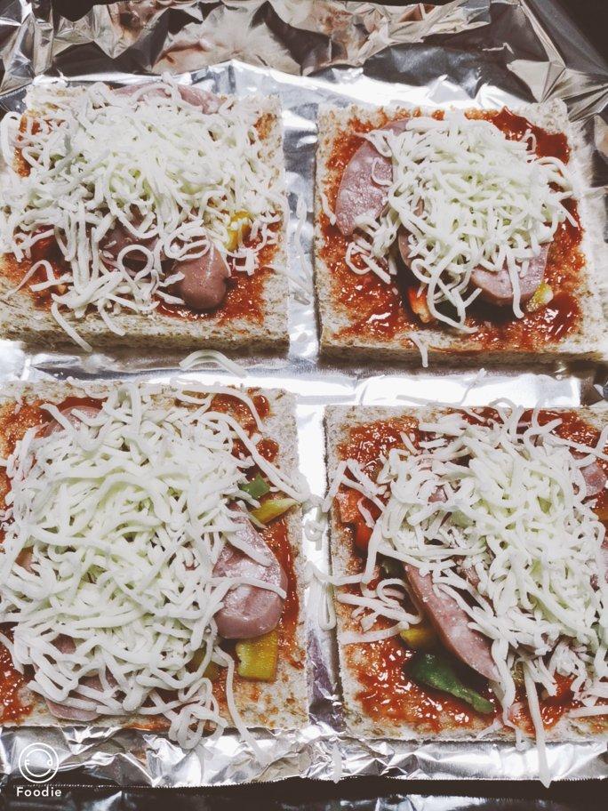 超好吃面包披萨🍕