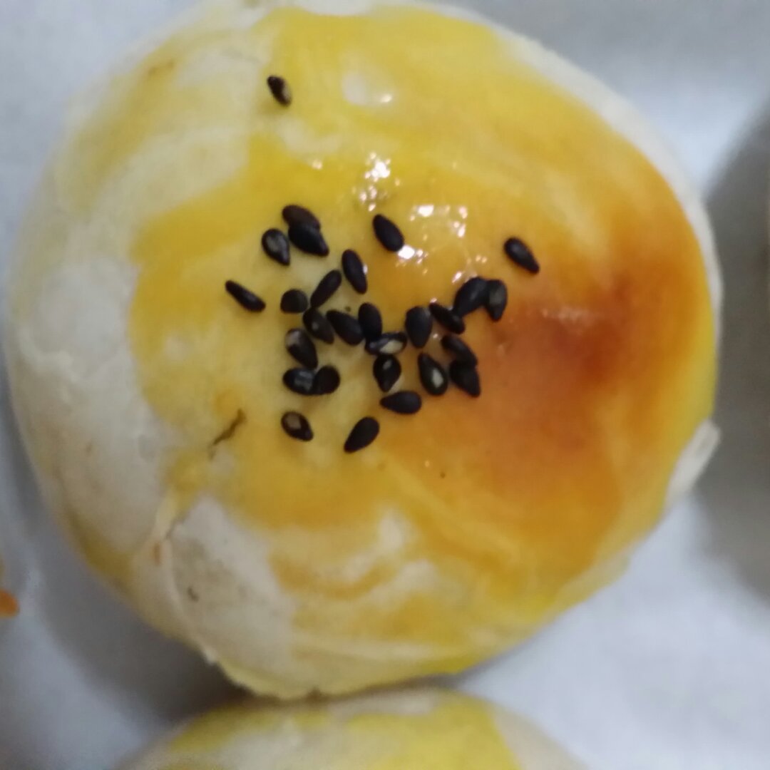 黄金肉松酥