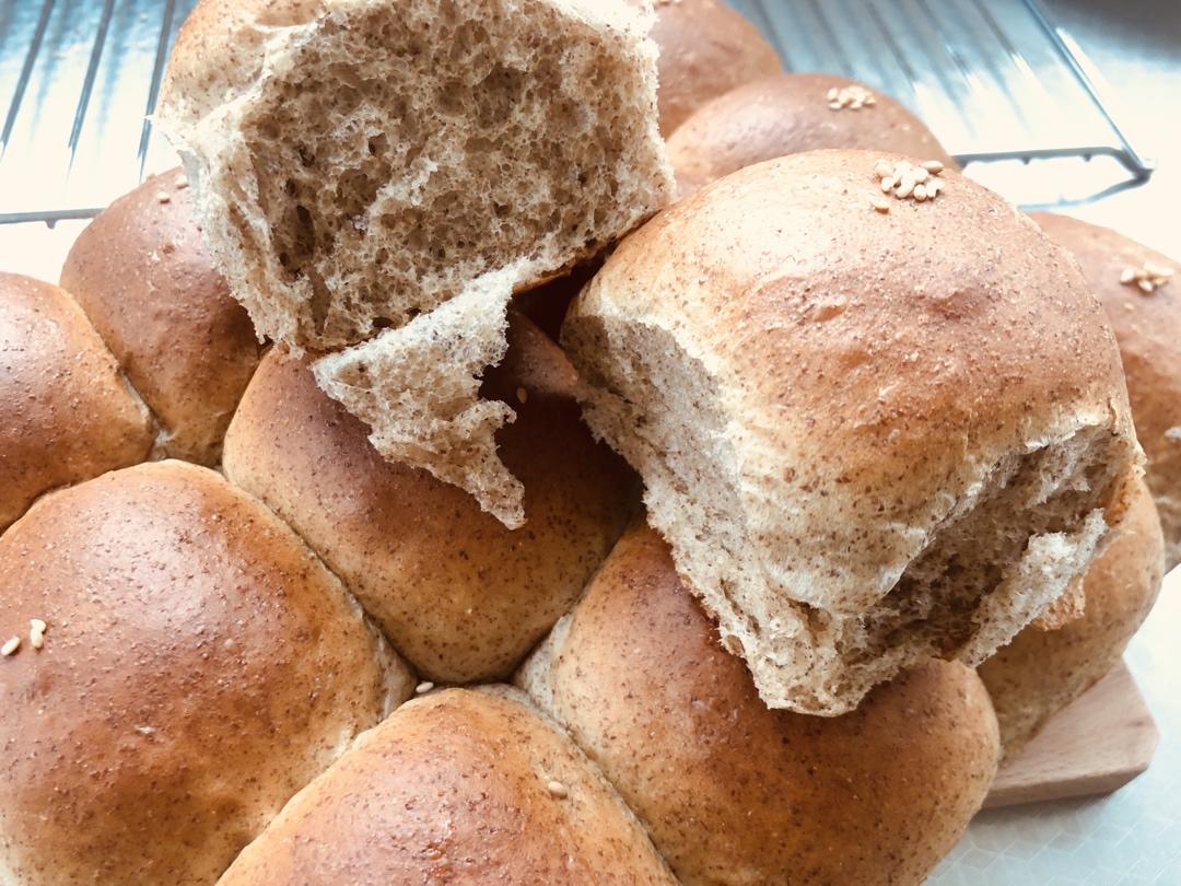 蜂蜜全麦早餐包丨健康·烘焙