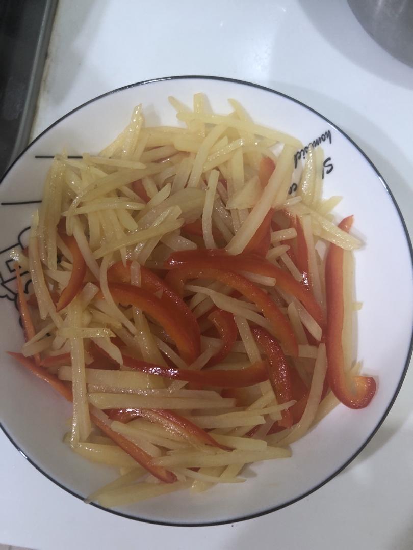 青椒土豆丝（炒制不粘锅，入口不软烂）