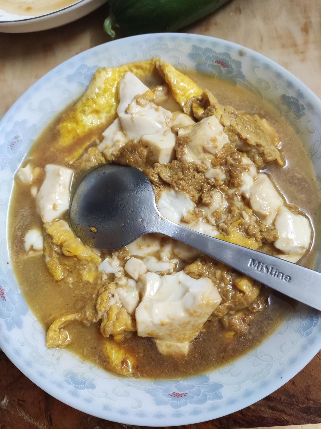 豆腐抱蛋
