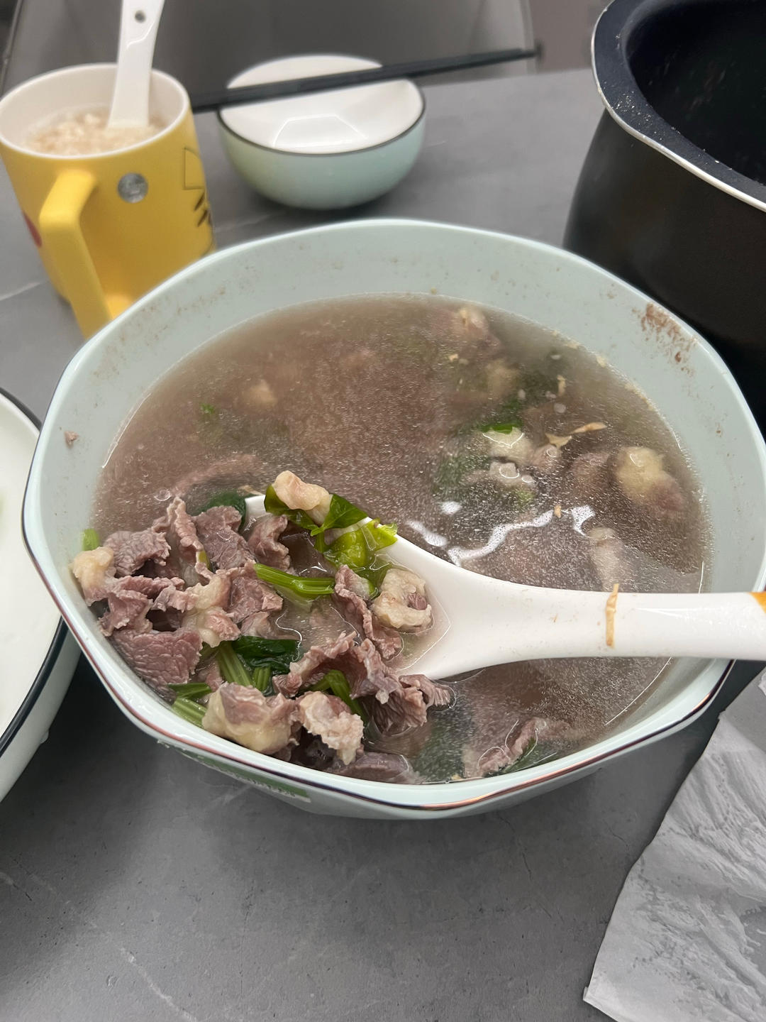 清汤芹菜汆牛肉片