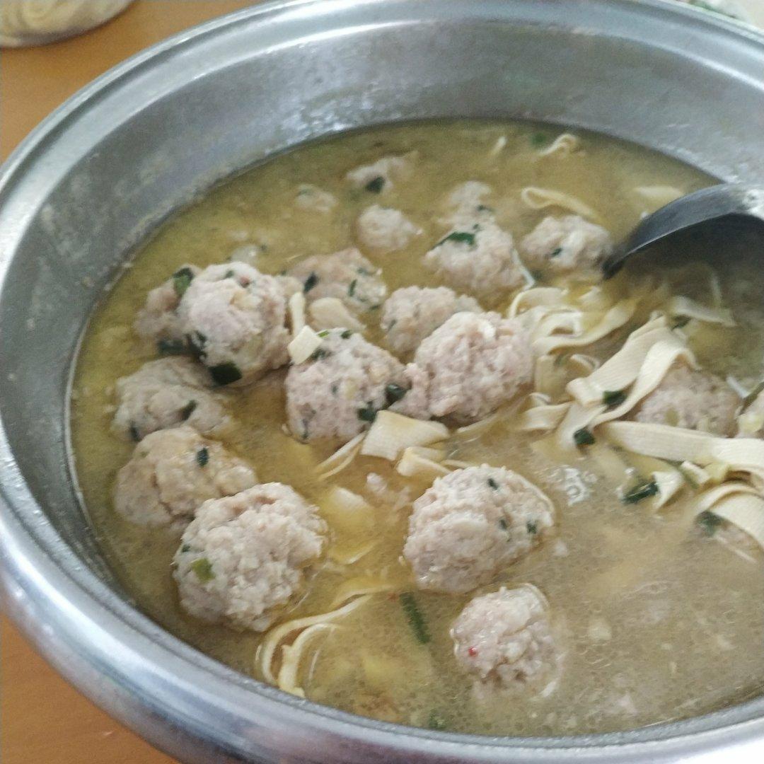 瘦肉丸子汤