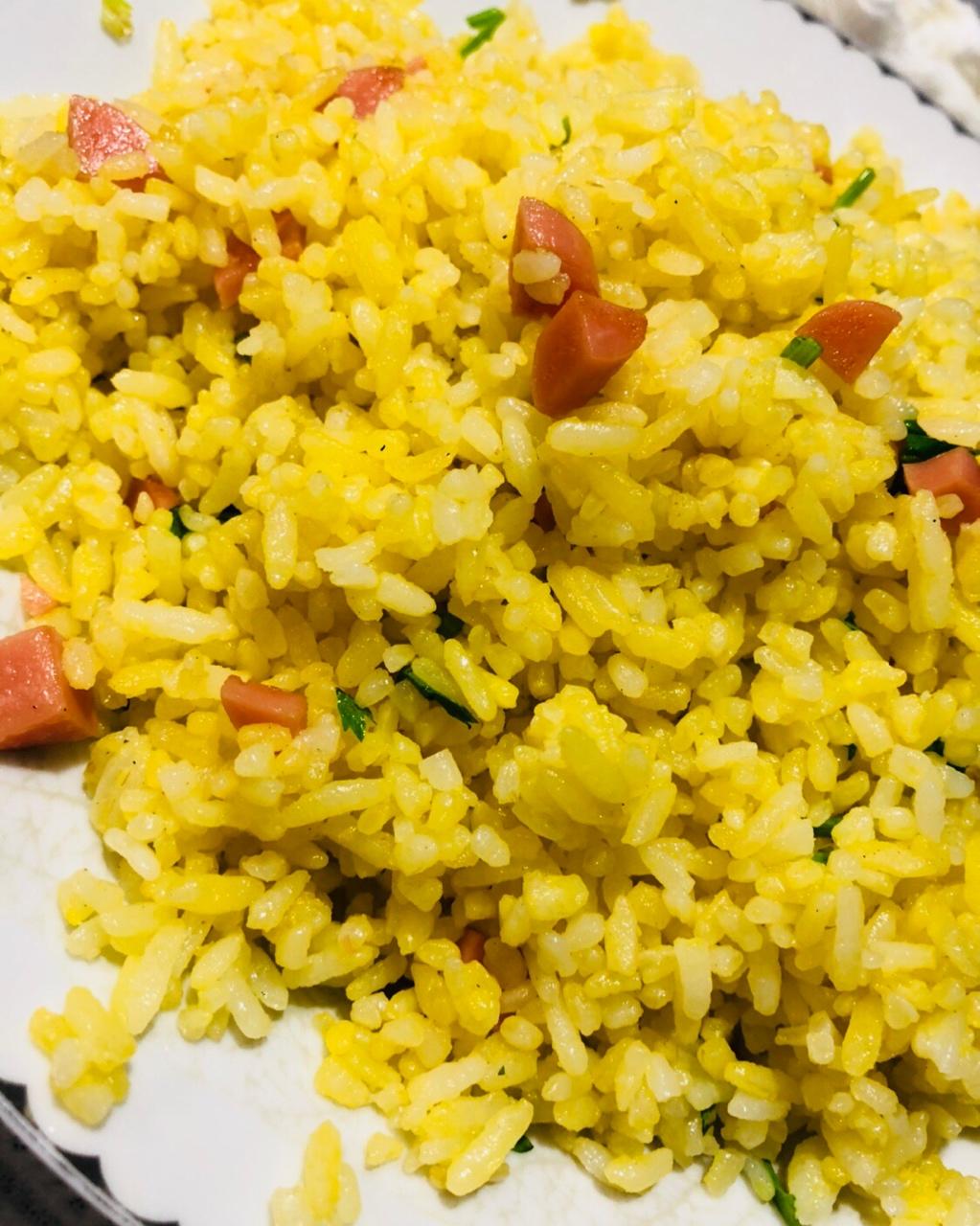 丹睿麻麻做的黄金炒饭