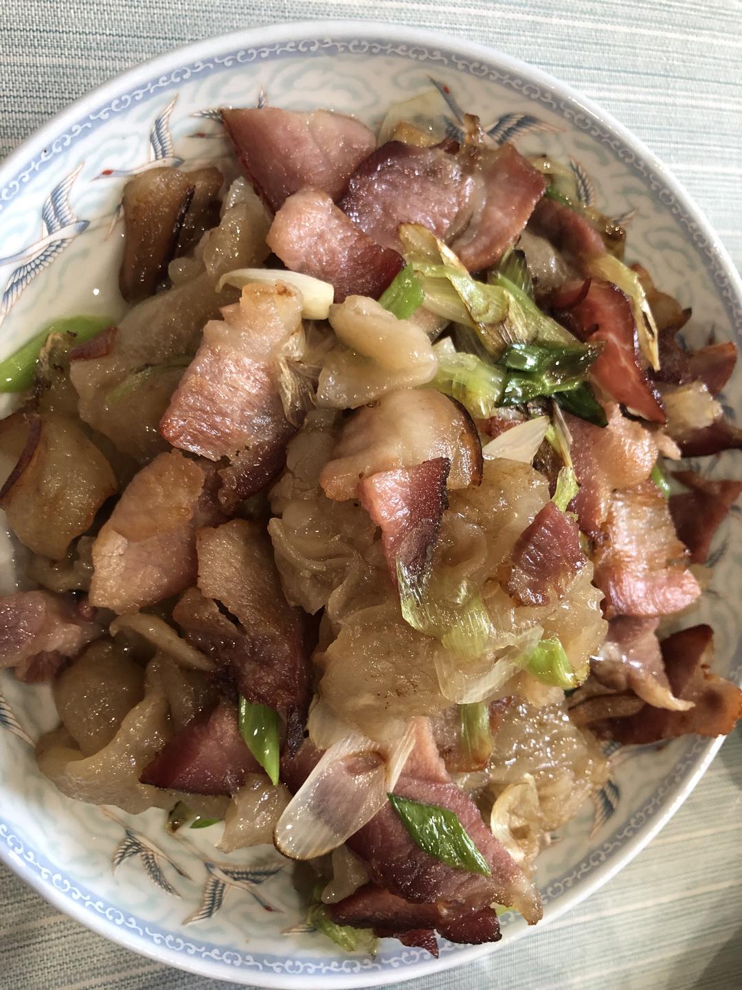 腊肉炒葛根粉