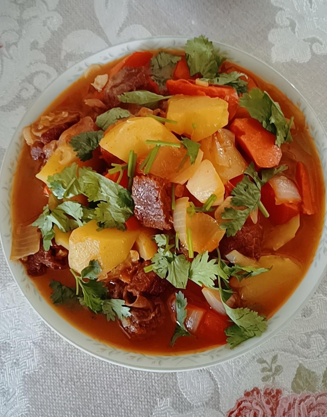 番茄土豆炖牛腩