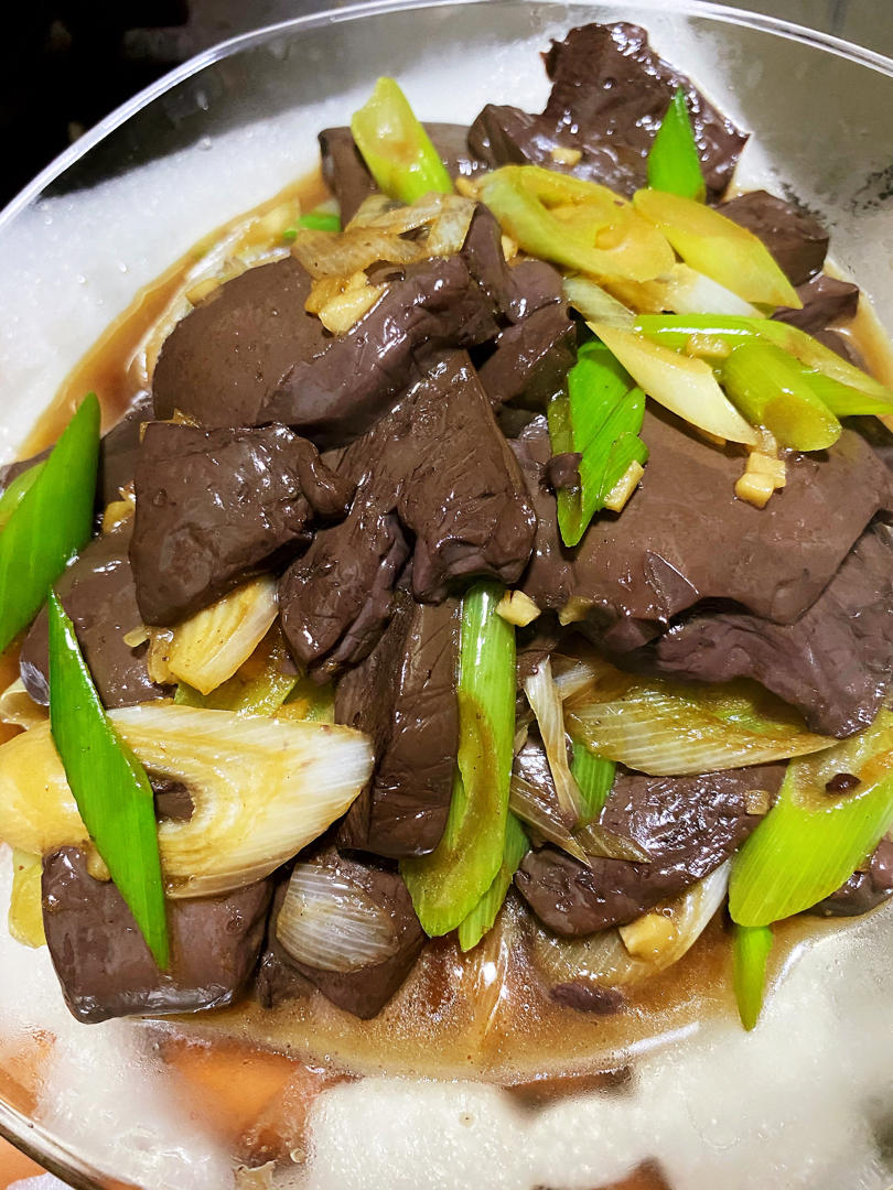 大葱冒鸭血(炒鸭血)