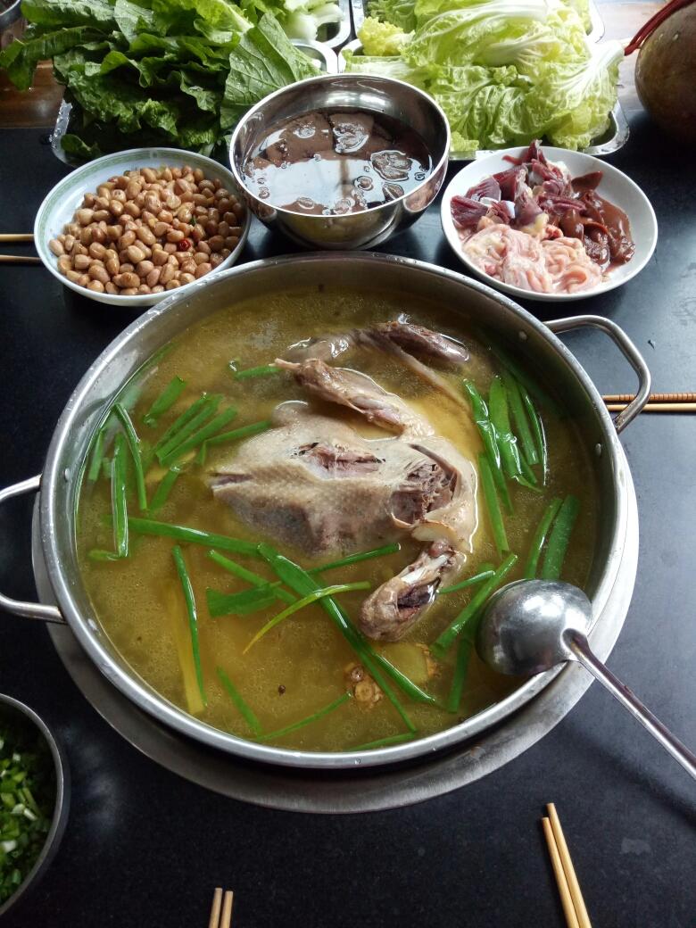 酸萝卜老鸭汤的做法