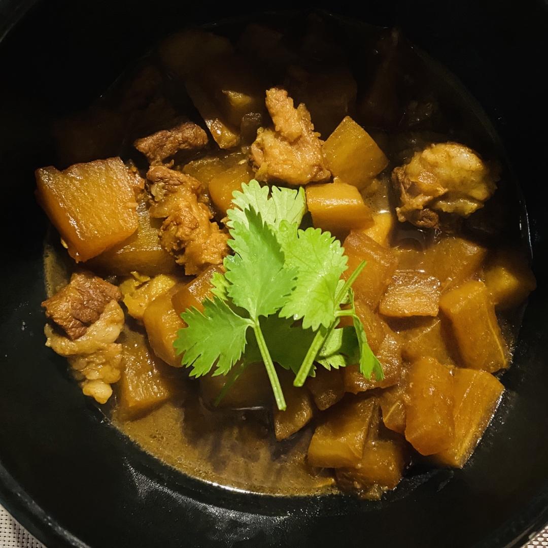 红烧牛肉炖萝卜