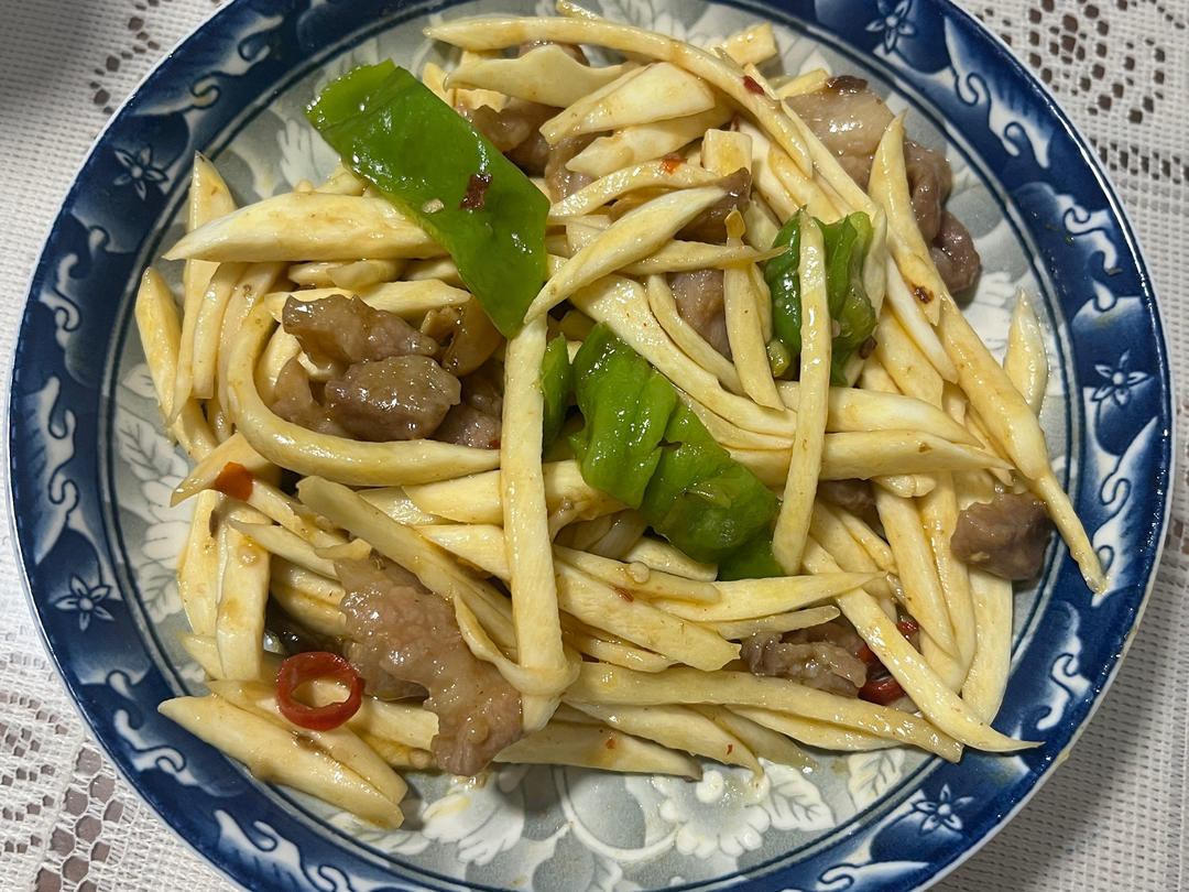 茭白这样做百吃不厌，茭白炒肉