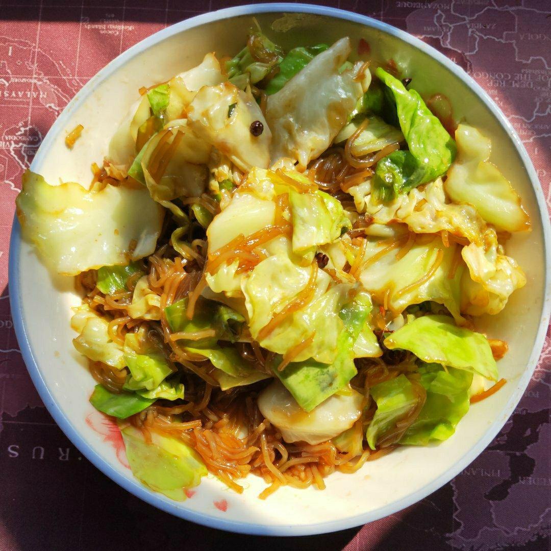 包菜炒粉条