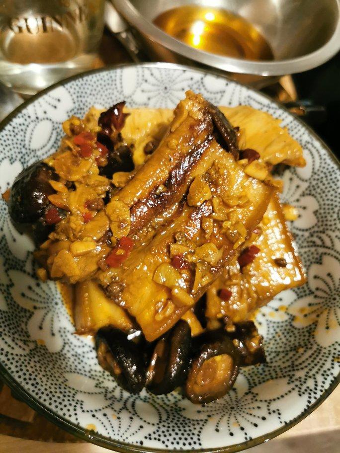 红烧肉（德国猪肉不放血，这么做完全没腥味）