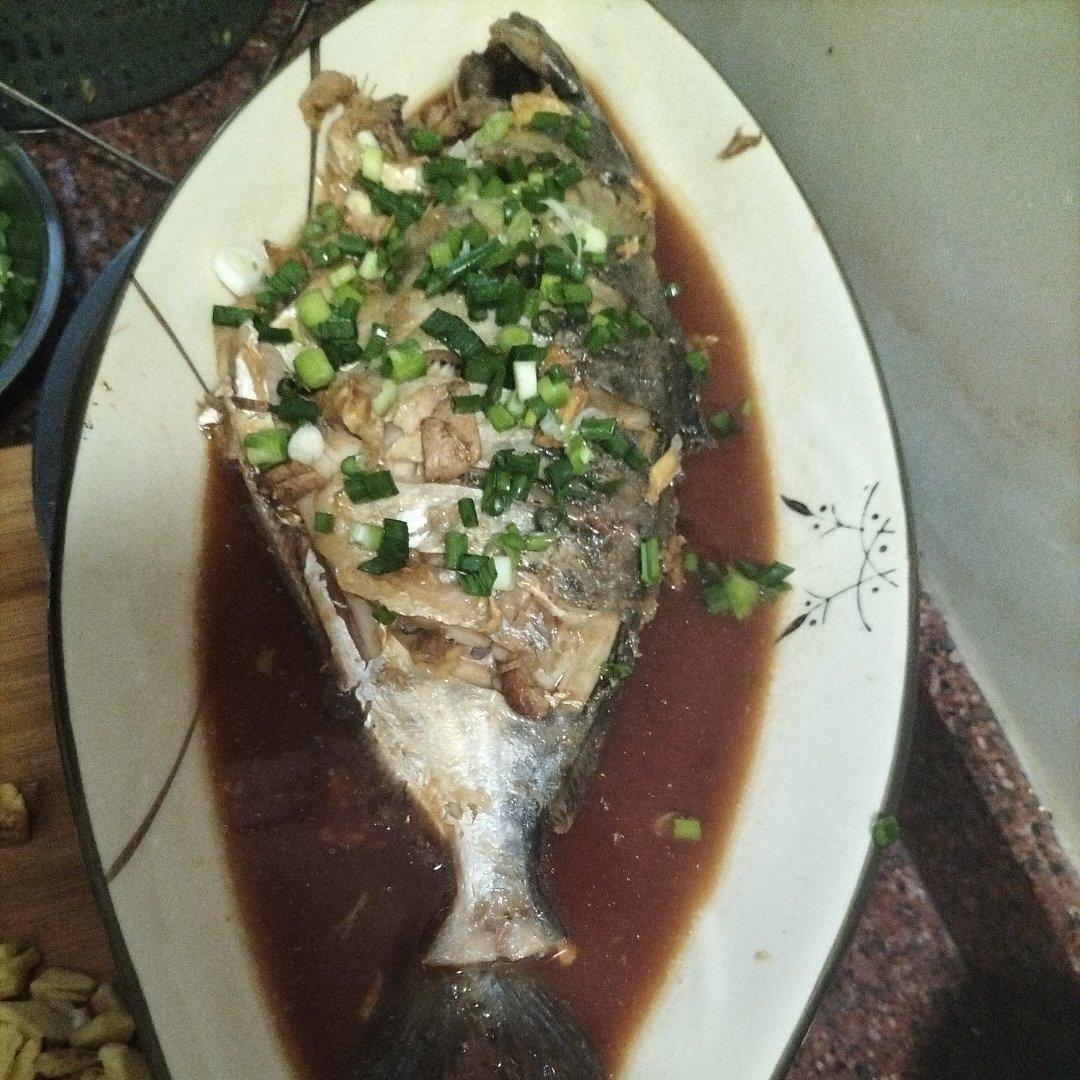 【家常菜】上海红烧鲳鱼