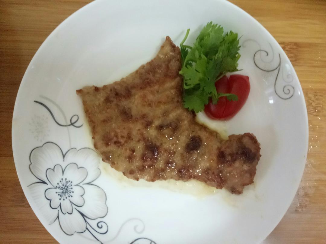 煎猪扒（超简单）和其他的猪扒在这食谱的最下面
