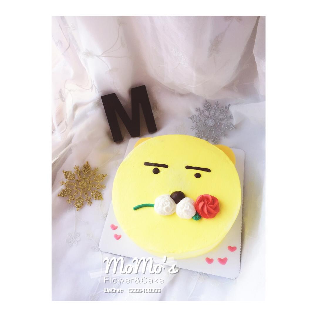 MoMo's Cake