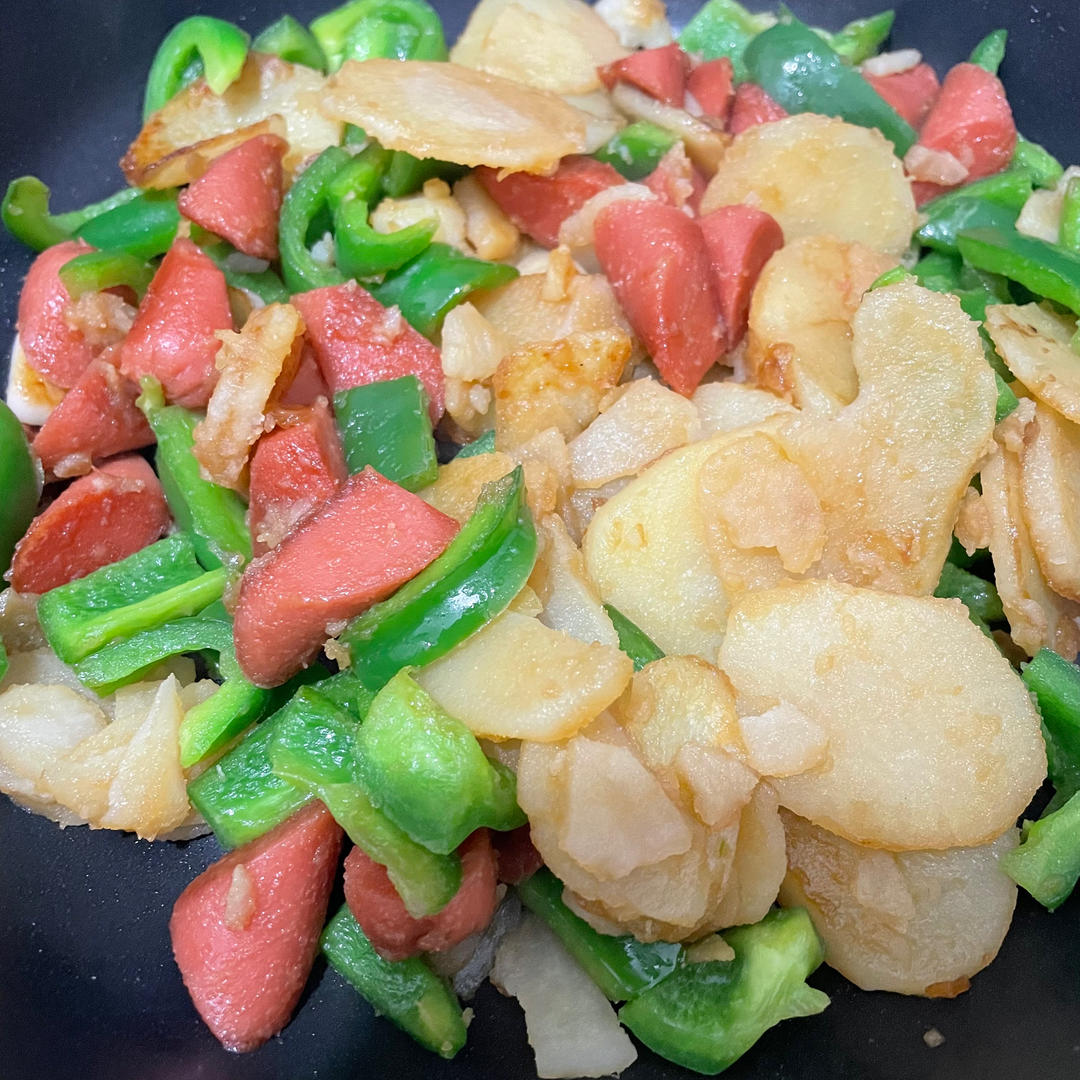 土豆片炒火腿肠