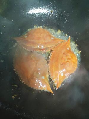 梭子蟹炒年糕的做法 步骤7
