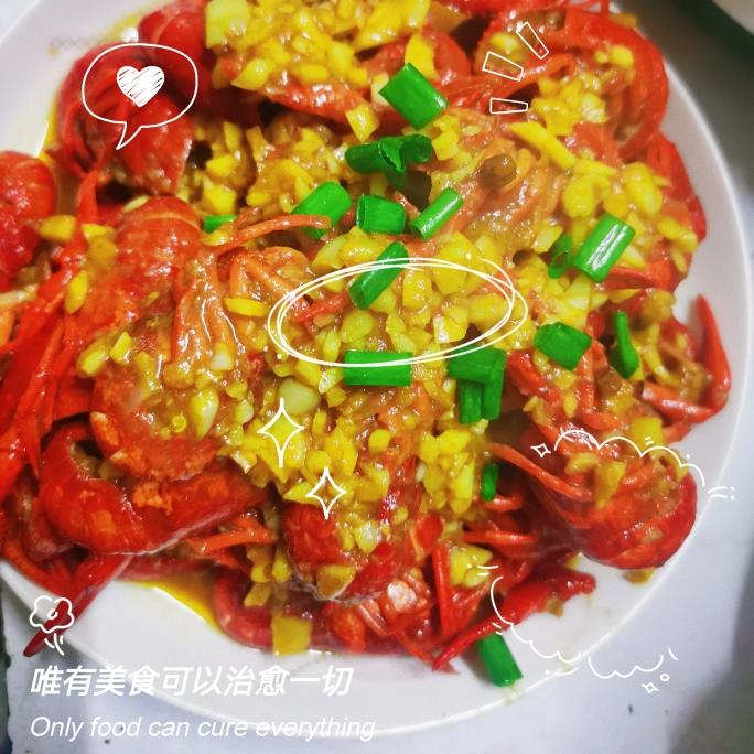 夏天必吃的小龙虾