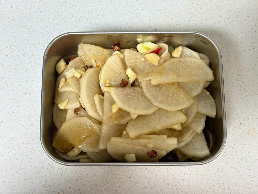 腌萝卜｜开胃菜～清脆解腻降火只需一夜渍！