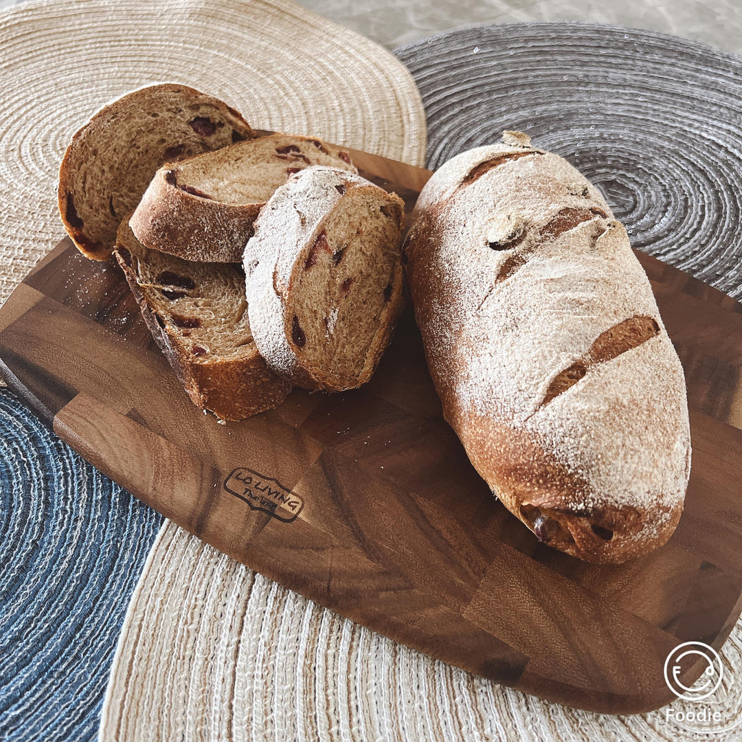 全麦蔓越莓软式欧包（免揉）