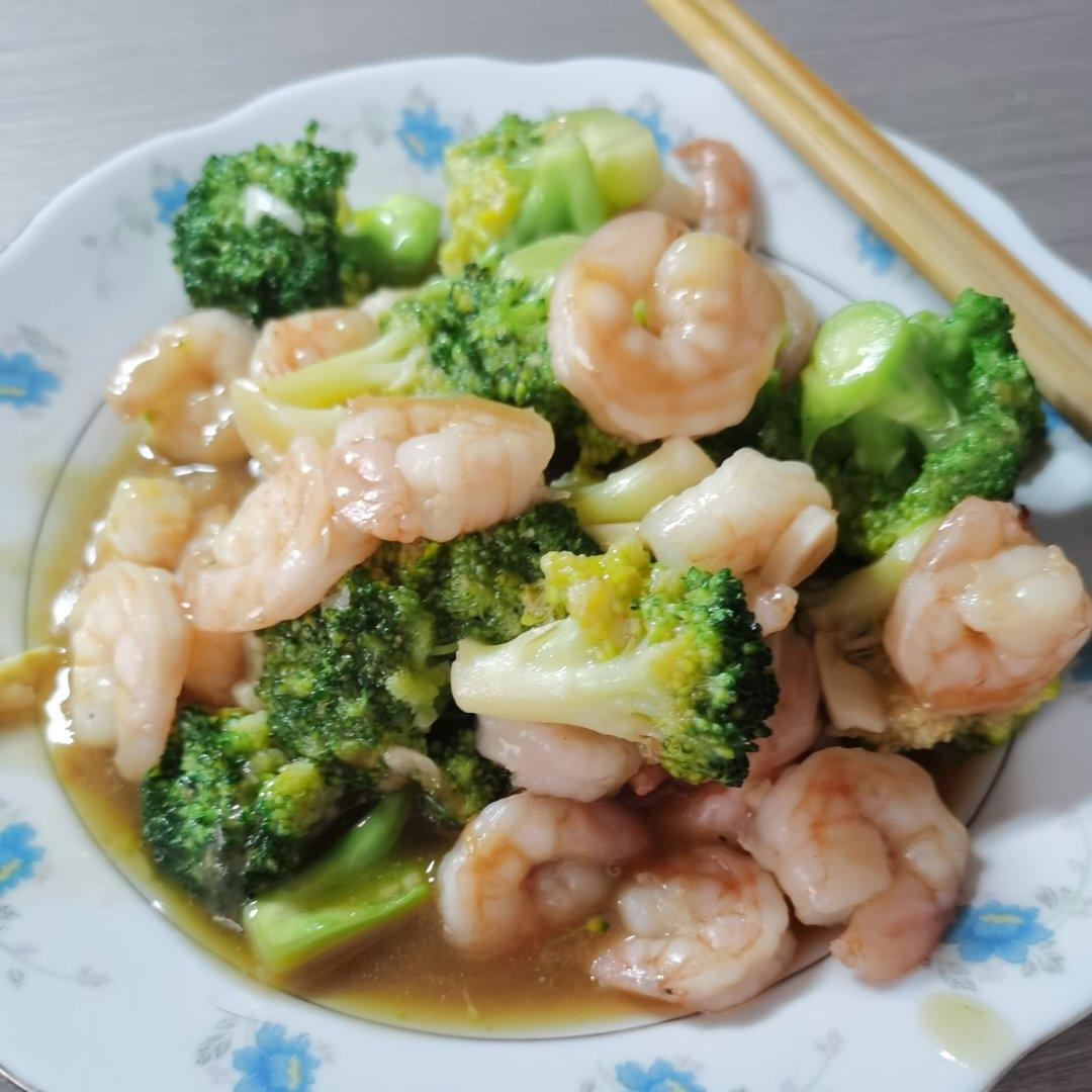 减肥去脂的西兰花炒虾仁