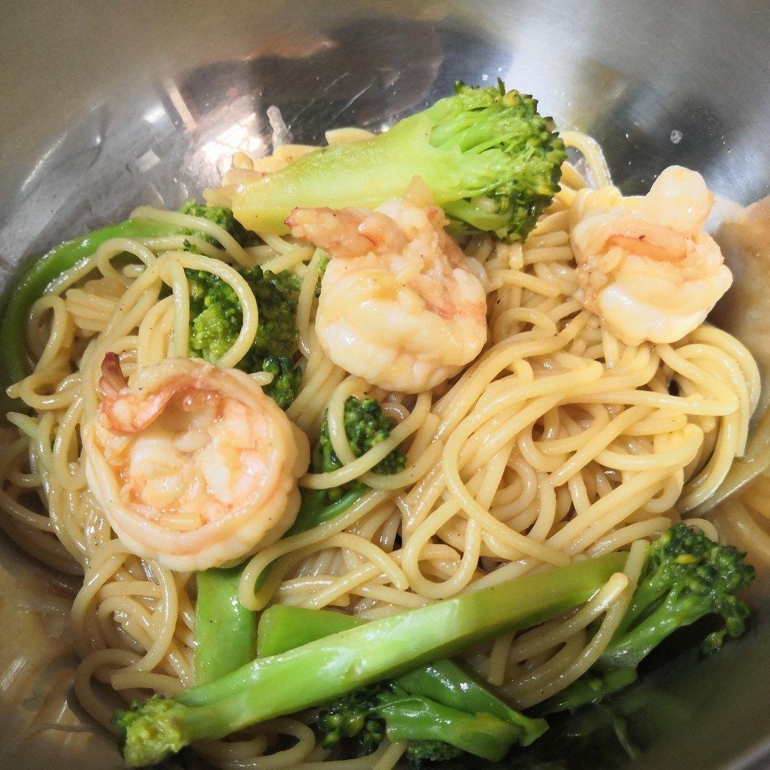 减脂|美味又低脂的虾油虾仁意大利面