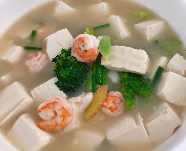 鲜虾豆腐汤，夏季伴侣