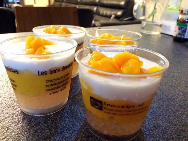 不输甜品店的杨枝甘露