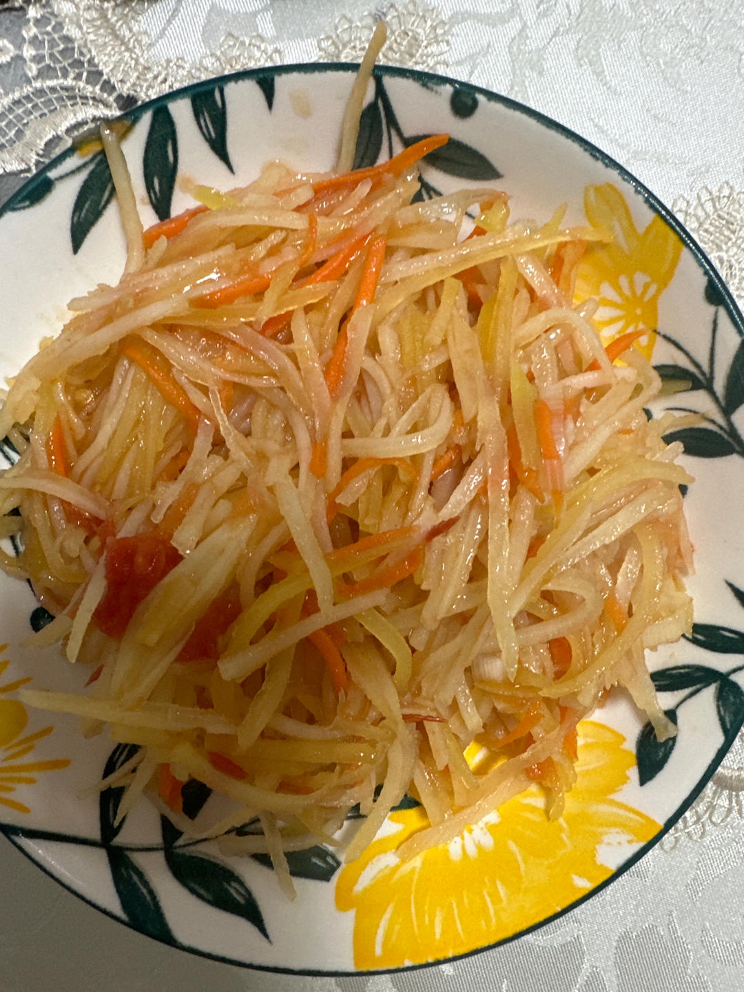 家常素菜西红柿炒土豆丝（番茄炒土豆丝）