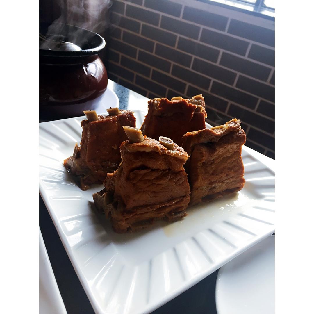红烧排骨
