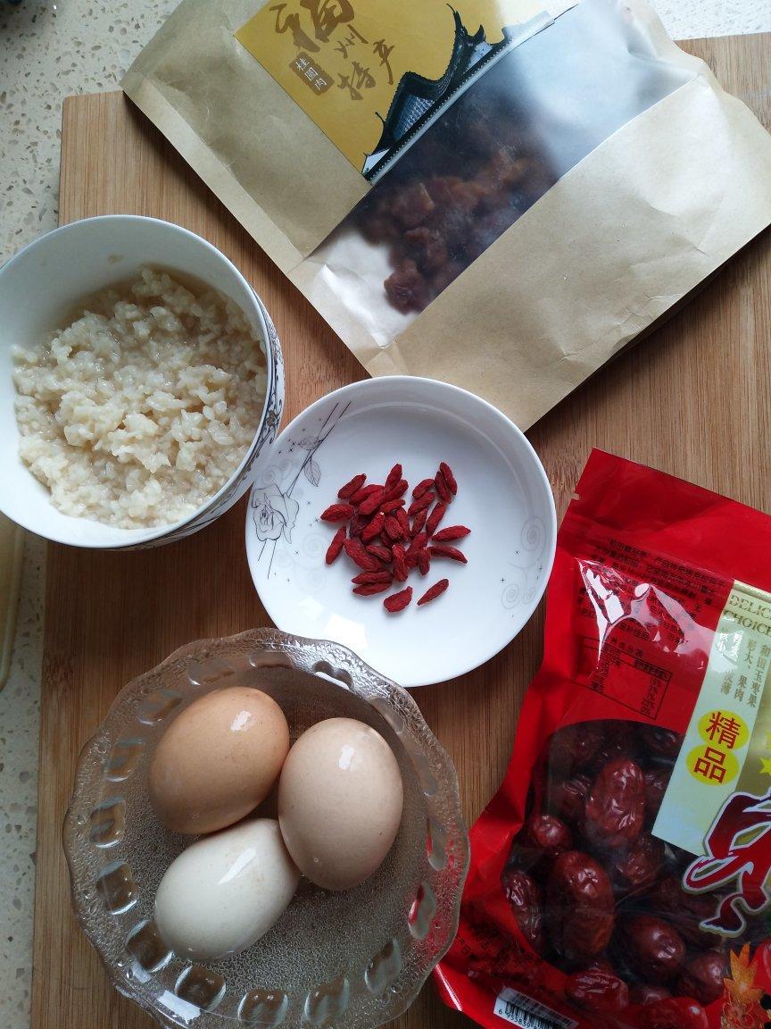 桂圆红枣鸡蛋糖水