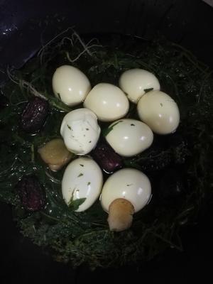 荠菜煮鸡蛋的做法 步骤3