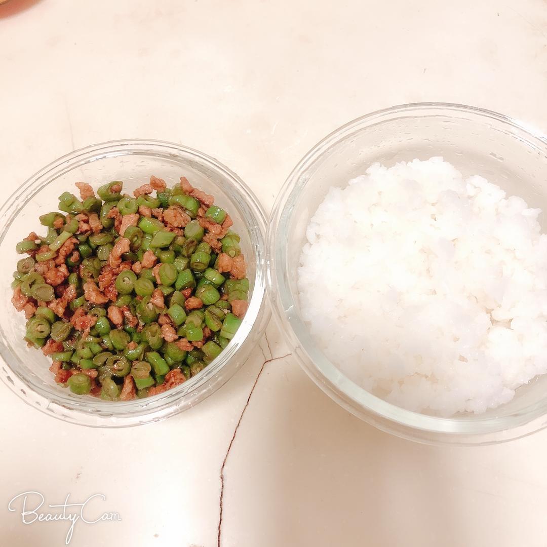 肉沫豆角下饭菜