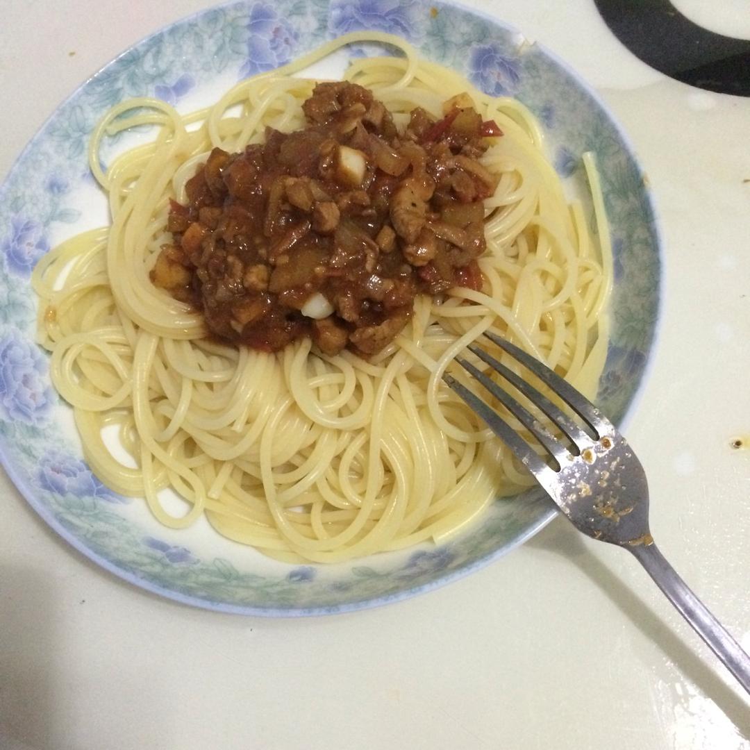 番茄肉酱意面